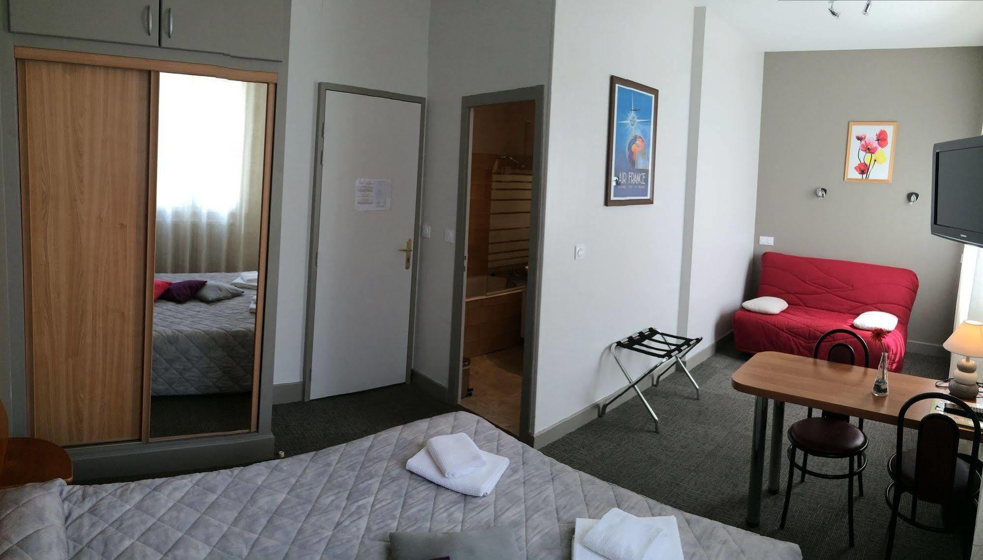 Hotel De L'Aviation La Bourboule Dış mekan fotoğraf